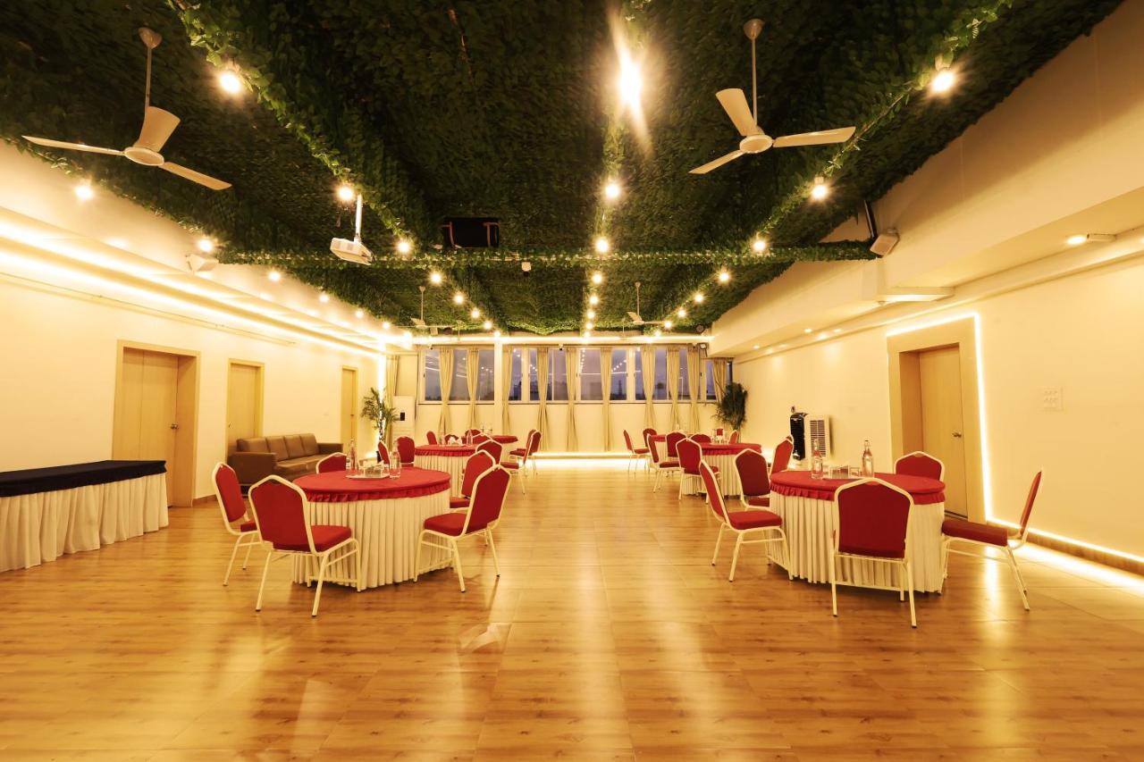 Готель Grand Regency Rajajinagar, Iskcon Temple - Wtc Бенґалуру Екстер'єр фото